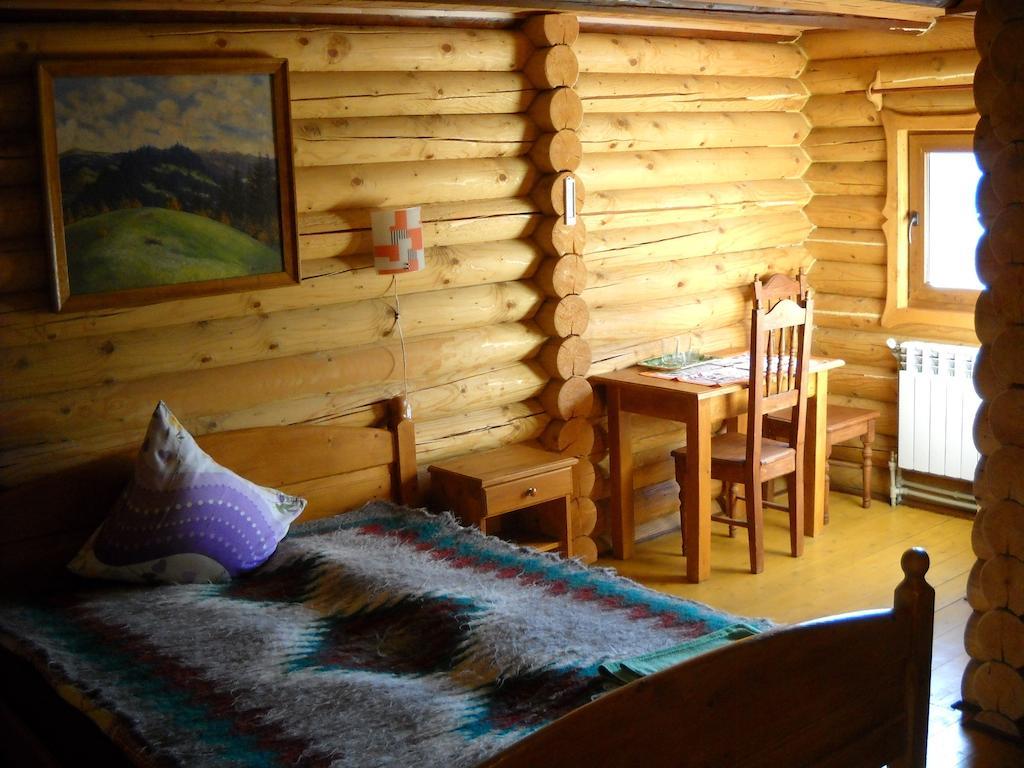 Smerekova Hata Yasinia Ruang foto