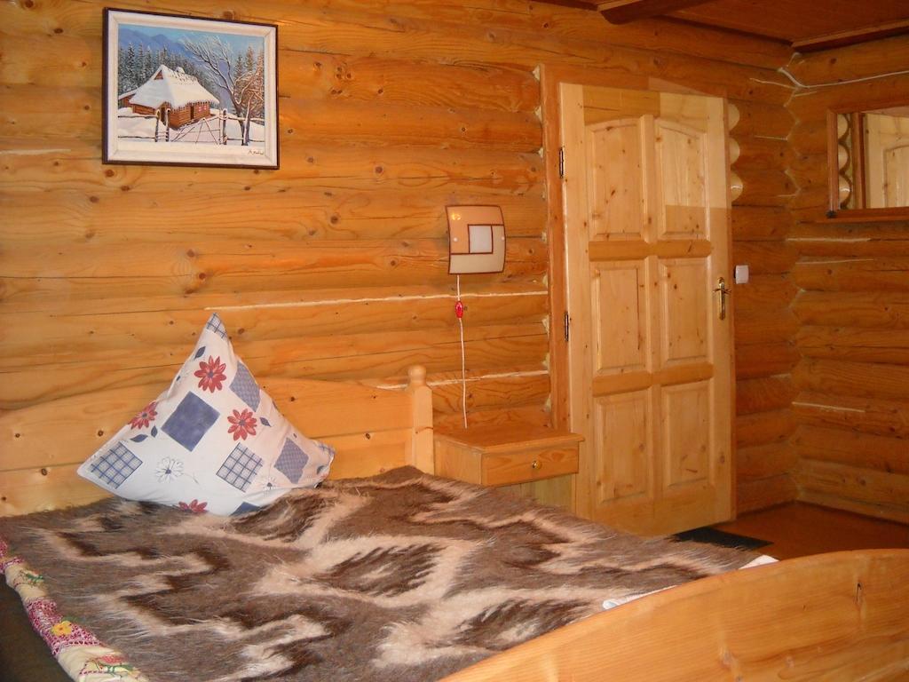 Smerekova Hata Yasinia Ruang foto